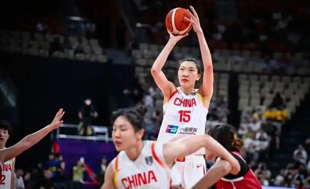女篮亚洲杯最佳阵容：韩旭与田中心入选福勒MVP(女篮韩旭简介个人资料)